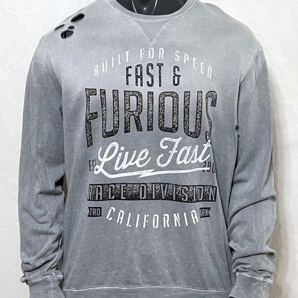 “Unisex” Crew neck. Crew neck from Brand Affliction.